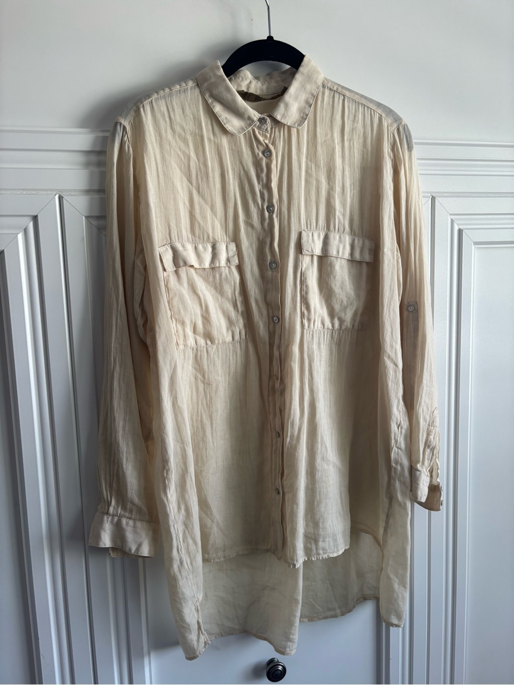 Zara medium Classic Cream Long-Sleeve Button-Up Shirt
